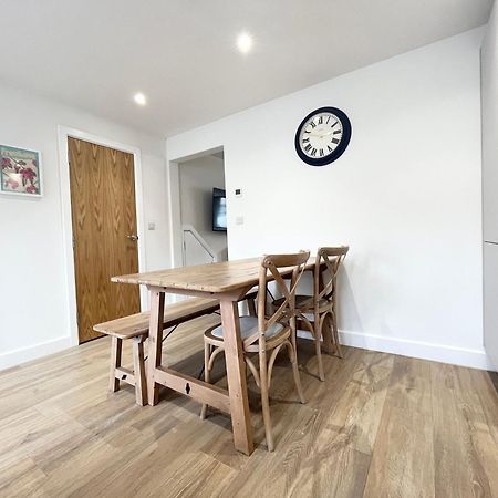 Exceptional 3 Bedroom Home In Penzance~New~Seaside Екстериор снимка