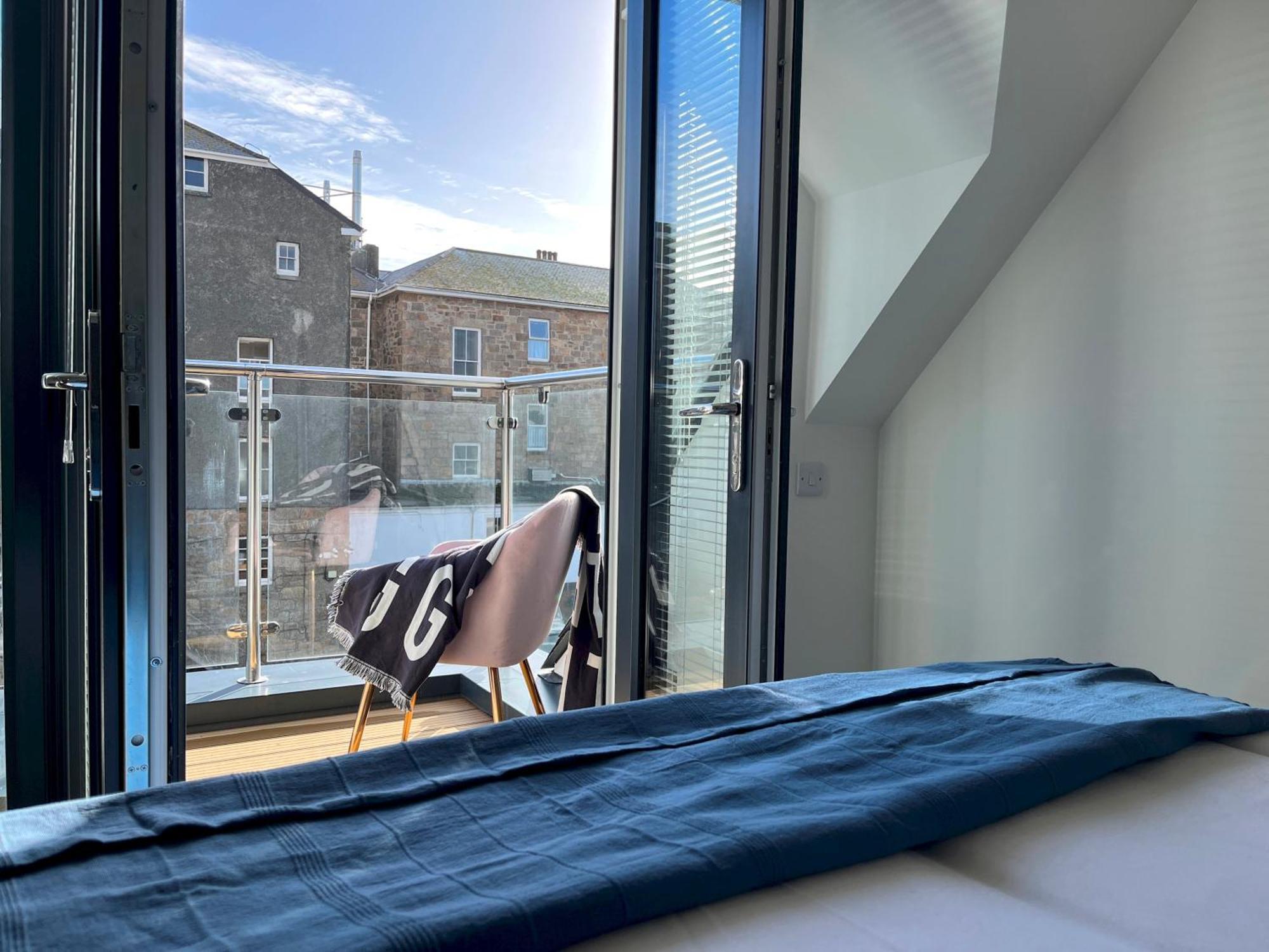Exceptional 3 Bedroom Home In Penzance~New~Seaside Екстериор снимка